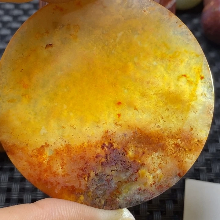玛瑙/玉髓颈饰未镶嵌翟****心