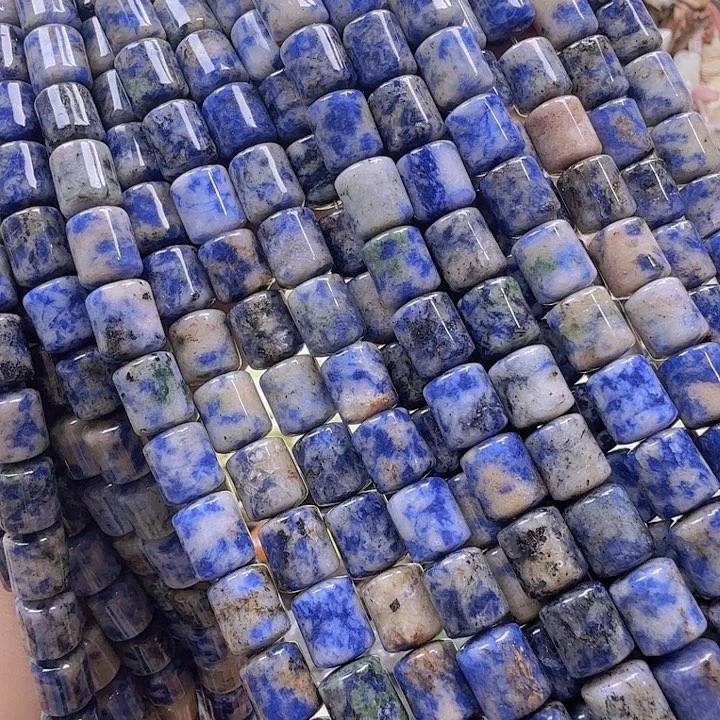水晶珠宝半成品未镶嵌卡8×10蓝点桶珠一条