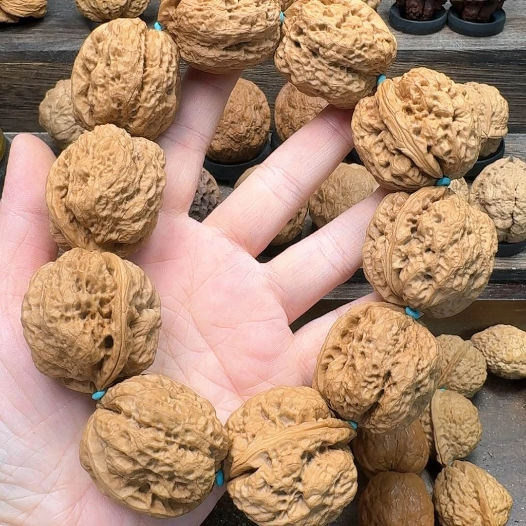 文玩核桃吊坠温***花14金蟾蛹手持35尺寸