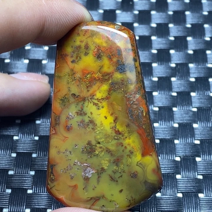 玛瑙/玉髓颈饰未镶嵌上***。