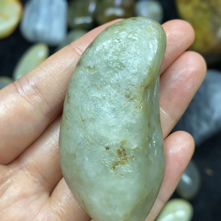 未镶嵌和田玉（糖玉）挂件