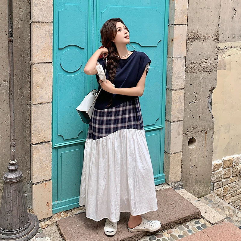 撞色格纹拼接连衣裙假两件女夏2025年今年流行显瘦巨好看中长裙子