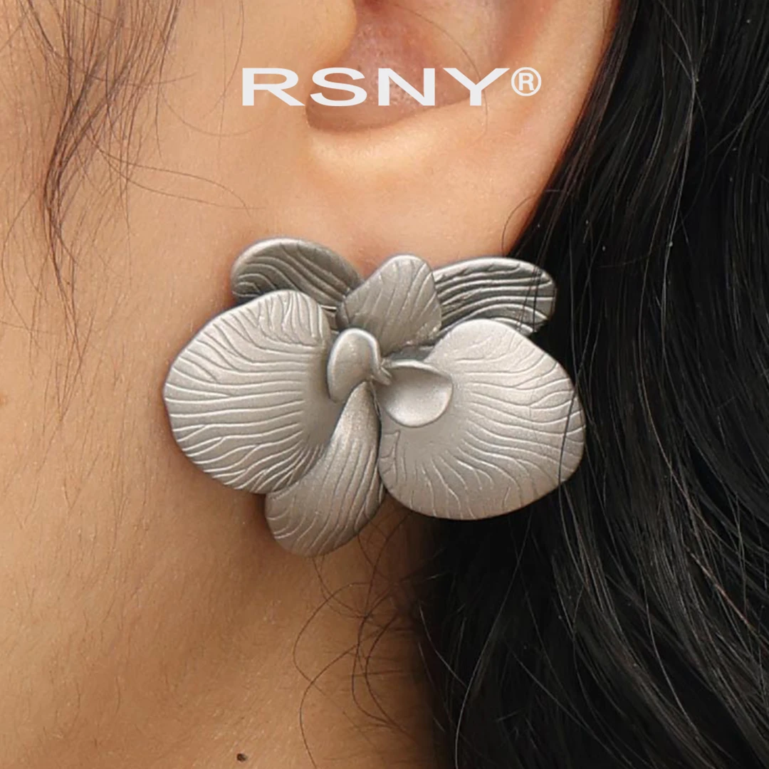 铜合金耳饰 RSNY The Original花朵装饰耳钉轻奢花朵造型设计