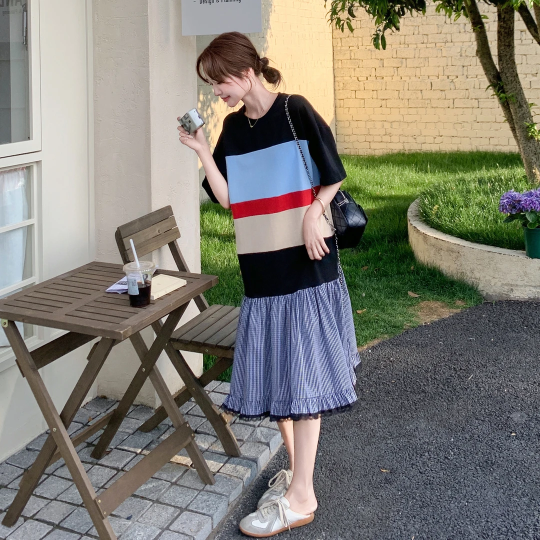 超好看条纹撞色拼接连衣裙女2025年夏季新款中长款休闲减龄大摆裙