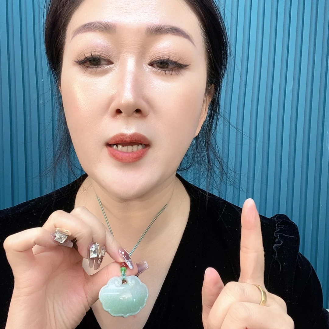 石英质玉手镯合金