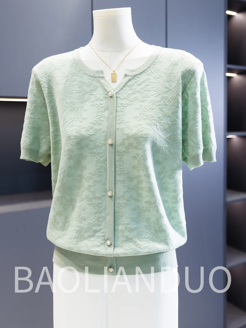 妈妈夏装2025新款提花上衣薄中年女装冰丝小衫中老年减龄短袖T恤