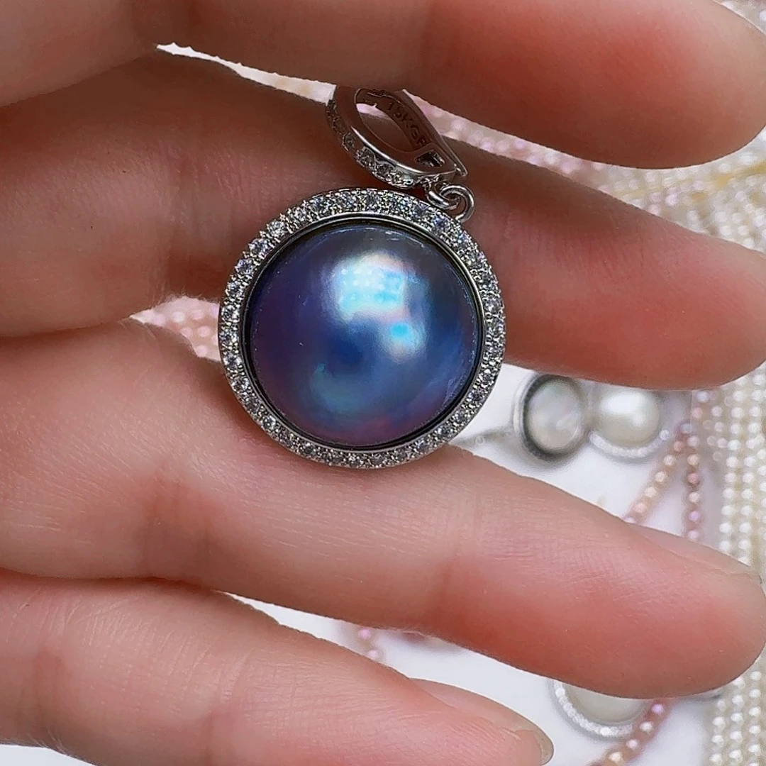 未镶嵌拼合珍珠（马贝珠）颈饰