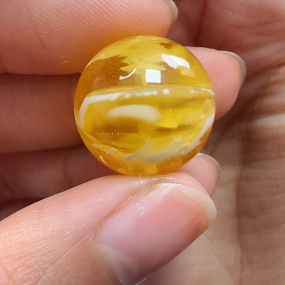 蜜蜡未镶嵌珠宝奇石