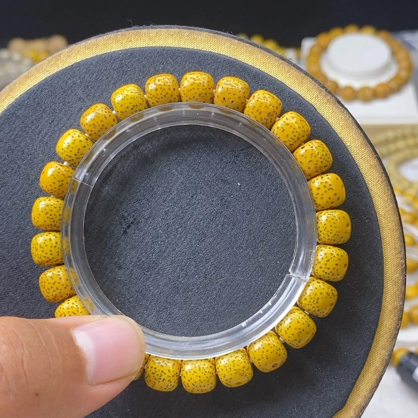 【闪购商品】星月菩提手串我****…鸡油黄卡98尺寸