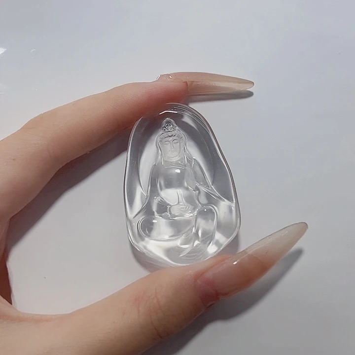 未镶嵌颈饰水晶素衣观音雕刻牌