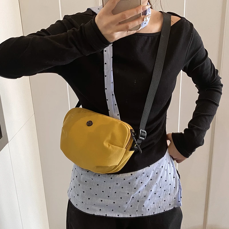 尼龙布小包包 2025新款ins时尚单肩包轻便休闲骑行男女同款斜挎包