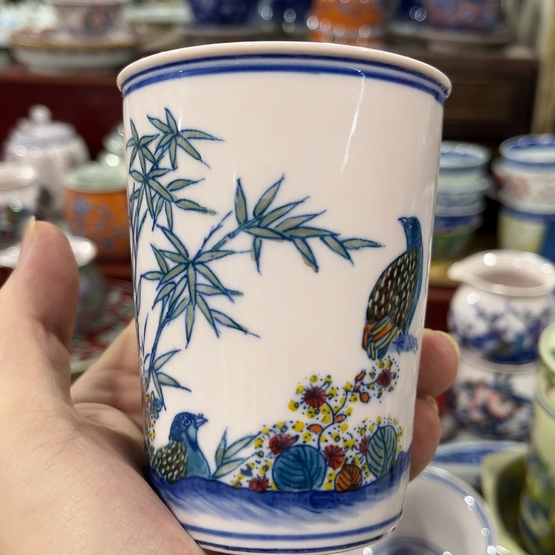 摆件///////景德镇陶瓷杯子。红。