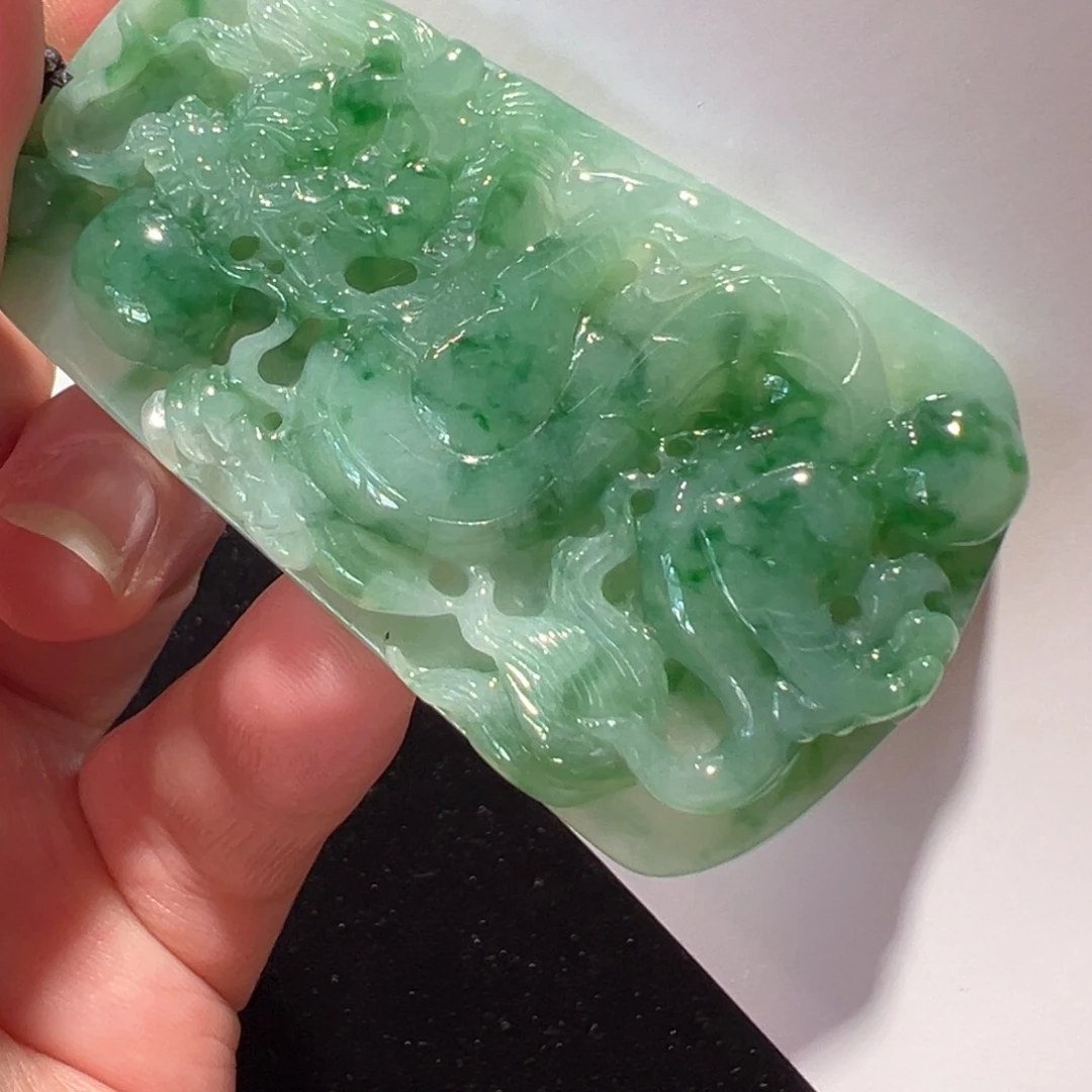 翡翠未镶嵌颈饰吊坠