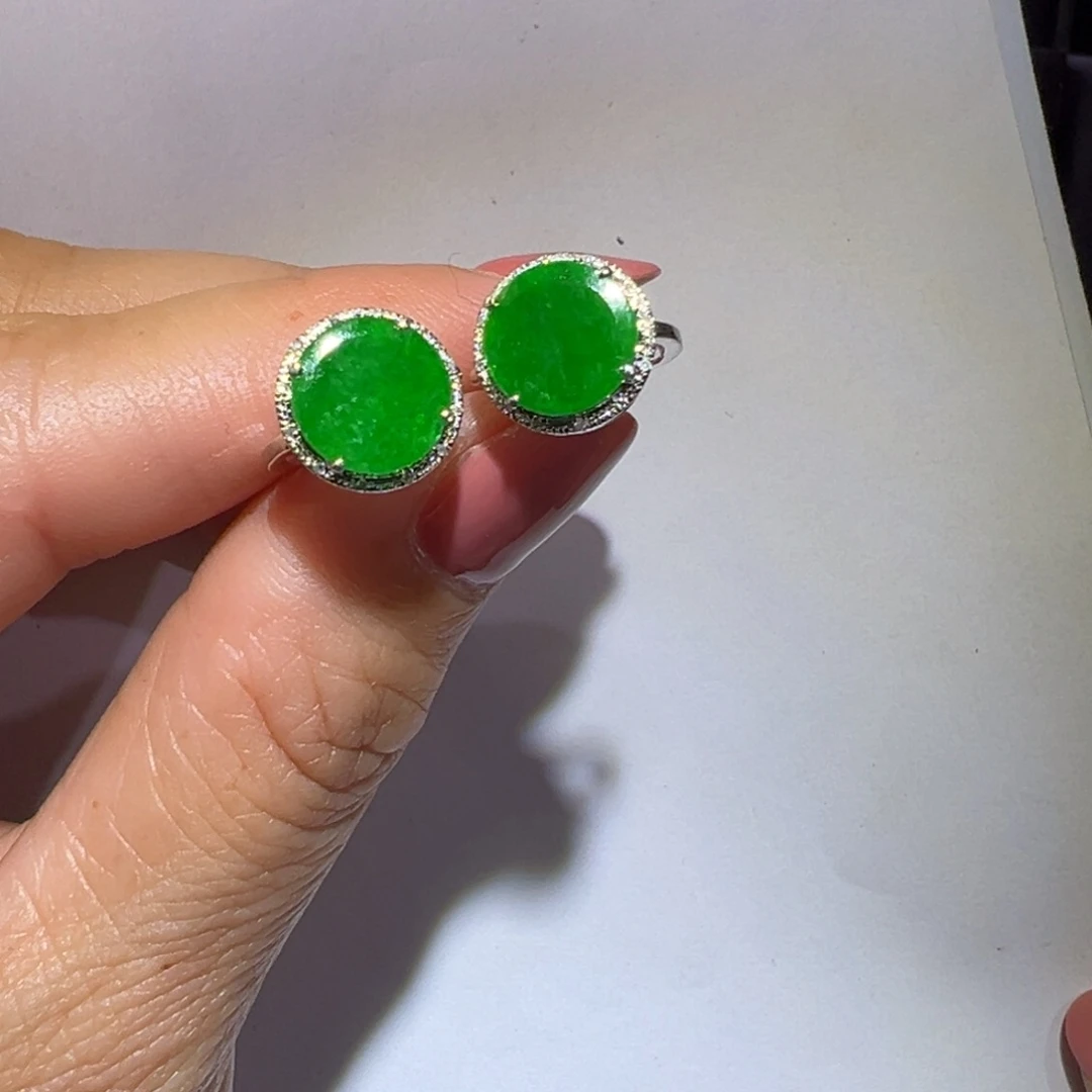 翡翠颈饰18K金镶嵌耳包