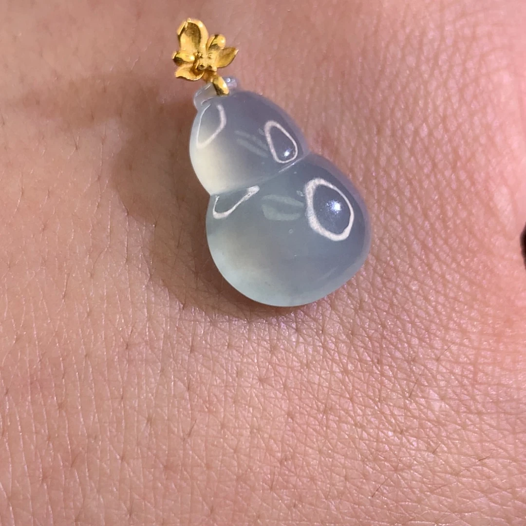 翡翠18K金镶嵌颈饰翡翠