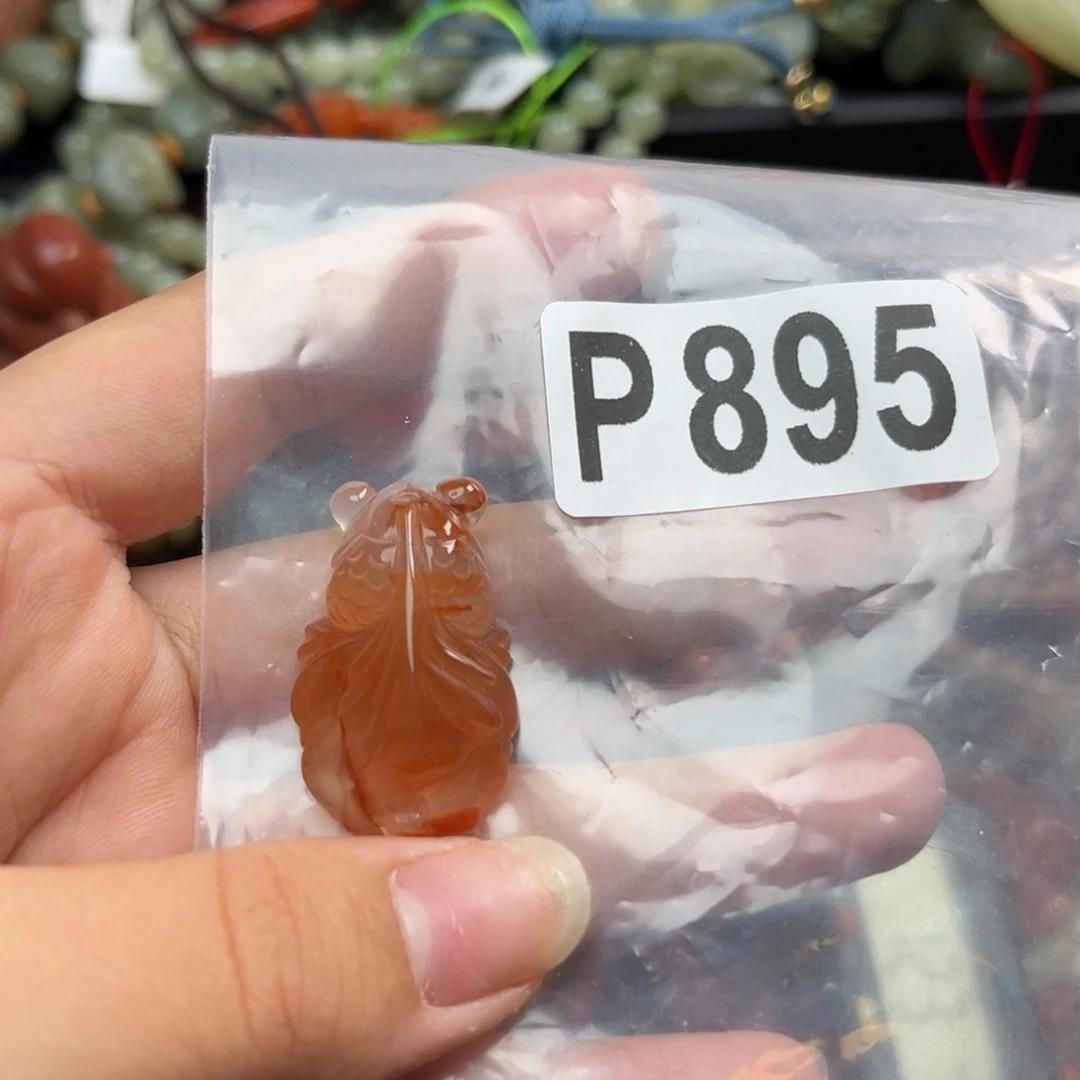 南红玛瑙未镶嵌珠宝奇石