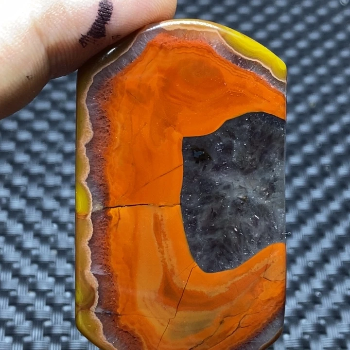 玛瑙/玉髓颈饰未镶嵌你***吗