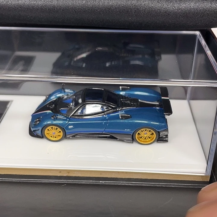 HH 宗塔蓝碳硬顶合金车模