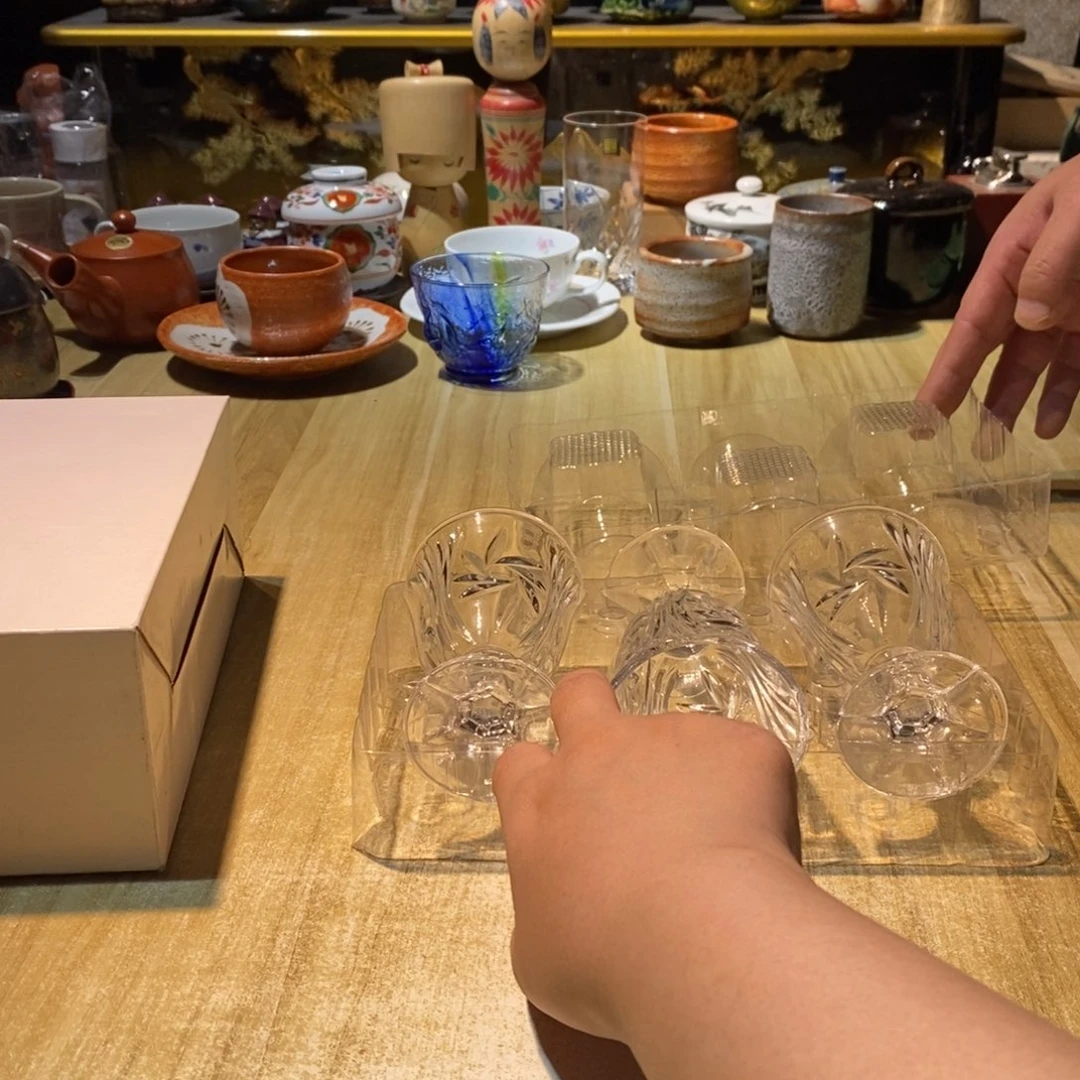 陸***尧易雅集工艺品有限公司