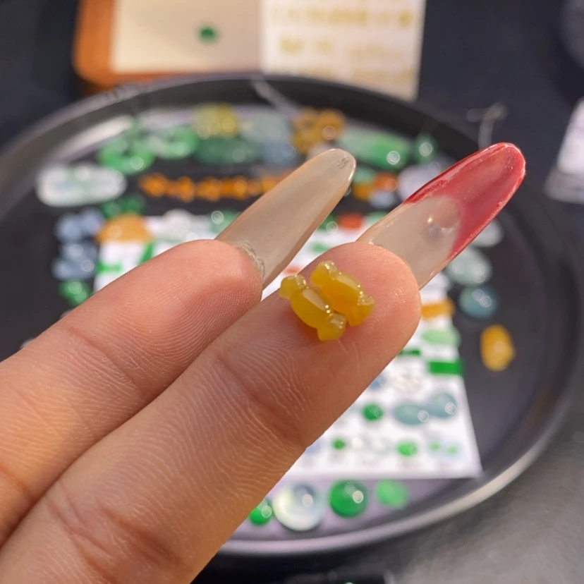 【闪购商品】翡翠挂件未镶嵌糖