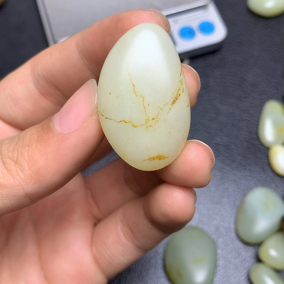 满***号和田玉未镶嵌挂件