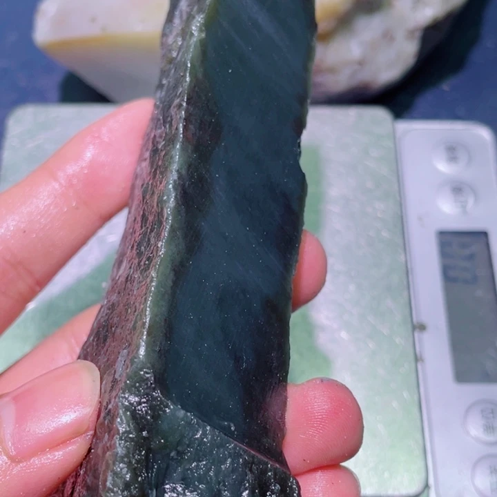 和田玉（糖玉）未镶嵌珠宝半成品