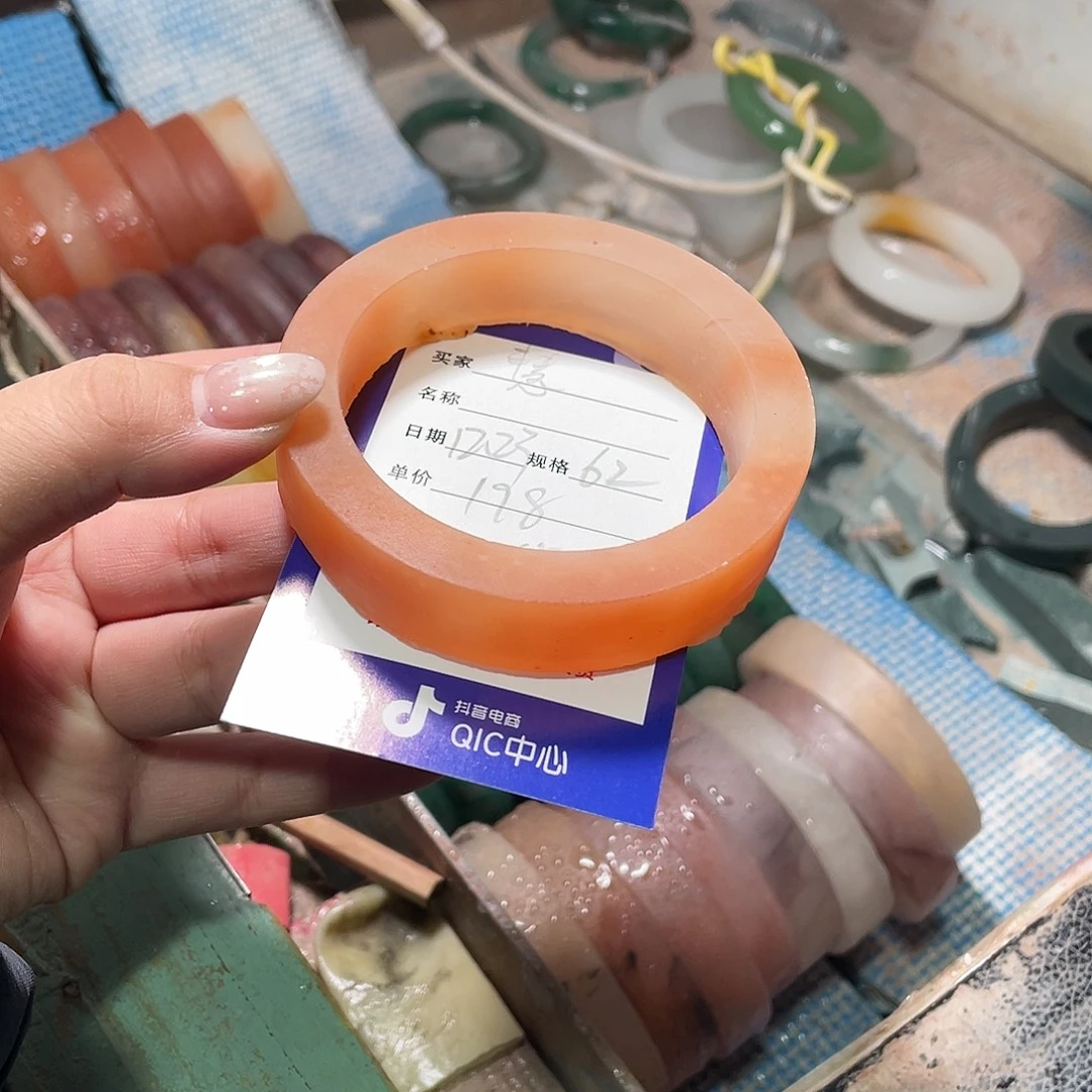 慧***定制石英质玉定制加工