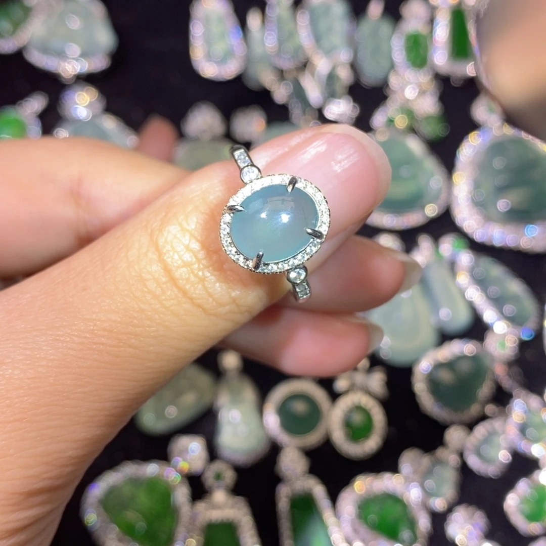 翡翠未镶嵌颈饰天然