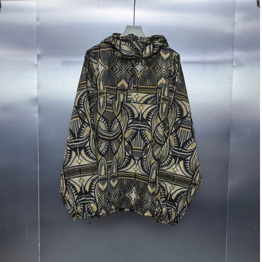 P05-42807-SUP春秋季满印花时尚潮流连帽外套