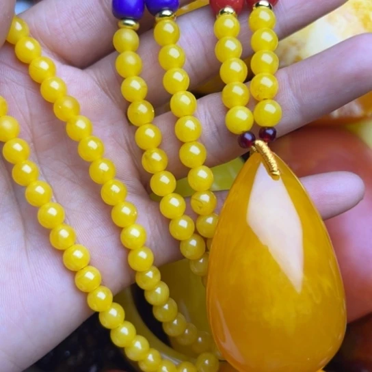 琥珀未镶嵌手链蜜蜡