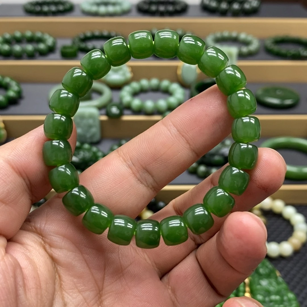 炑***燚和田玉（碧玉）未镶嵌手链