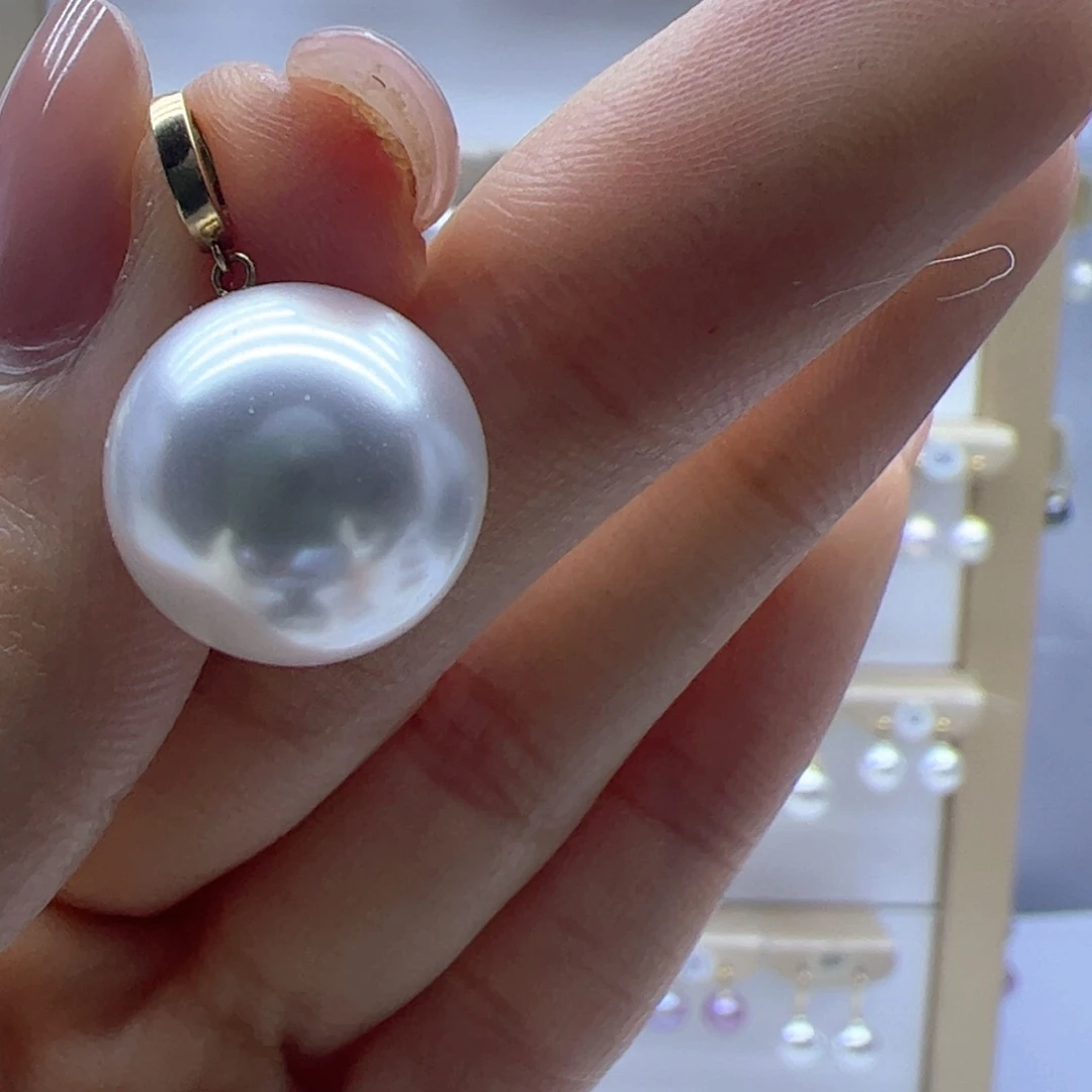 淡水珍珠颈饰18K金镶嵌