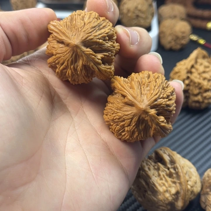 1***7把件文玩核桃41全品虎头