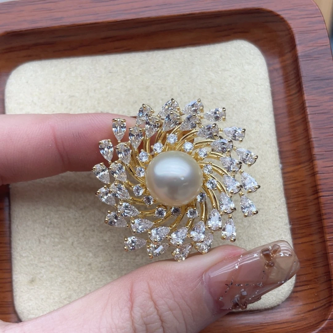 胸饰未镶嵌海水珍珠C3