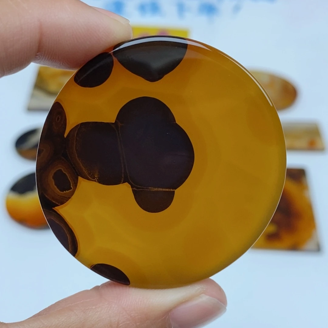 玛瑙/玉髓未镶嵌珠宝半成品