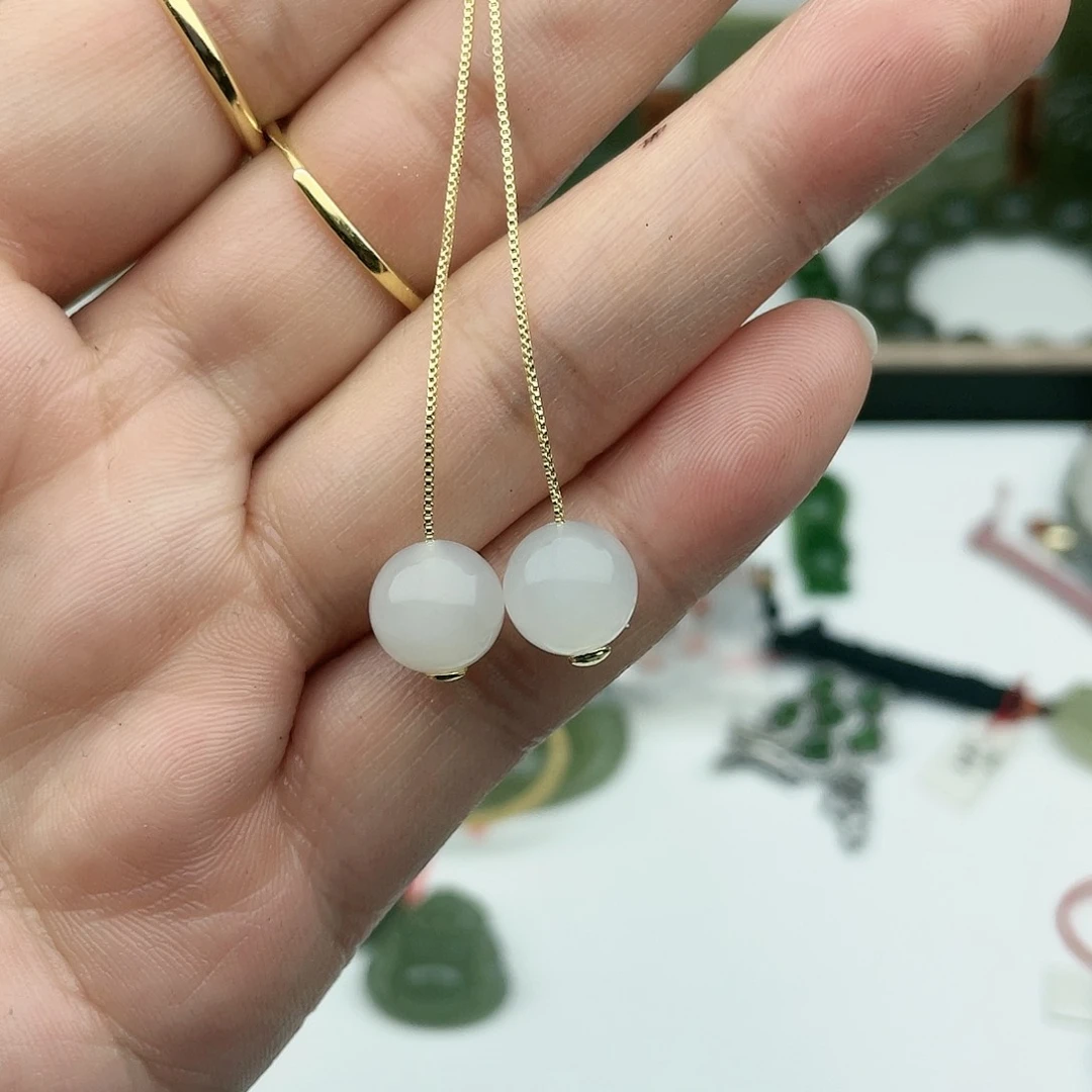 和田玉耳饰未镶嵌