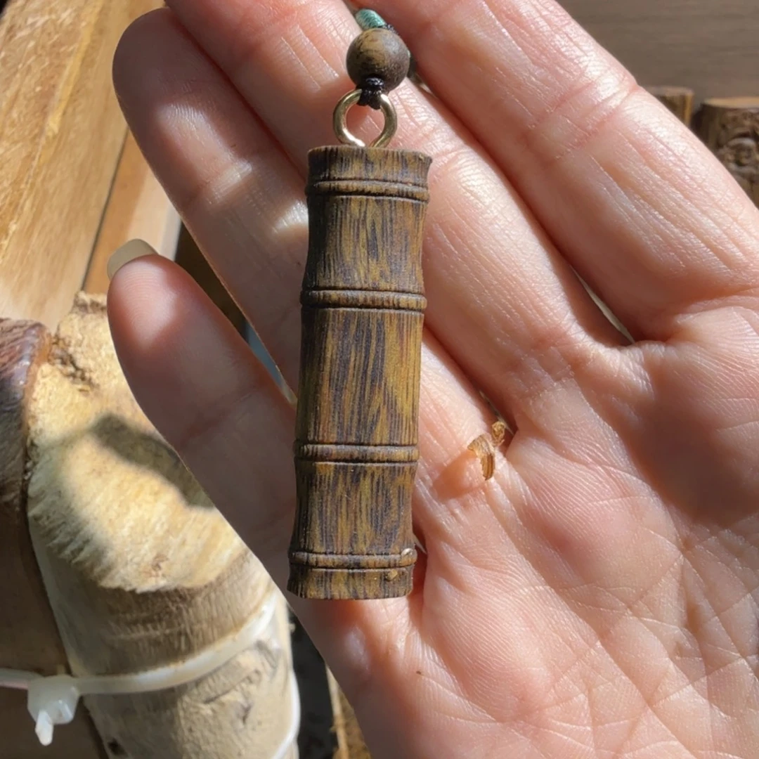 沉香沉香碎屑绿棋楠竹节块料2.7克