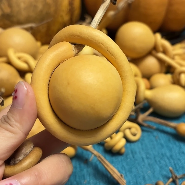 崔***成一把葫芦便宜漏了