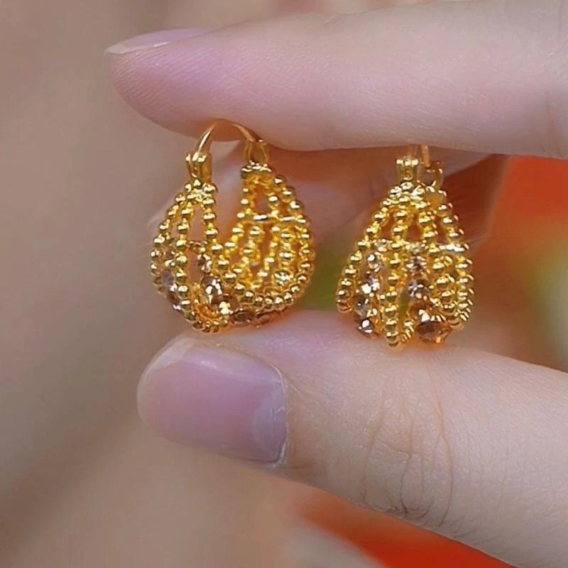 铜合金锆石耳饰 新款高级感镂空花篮耳扣女小众设计感气质潮耳饰