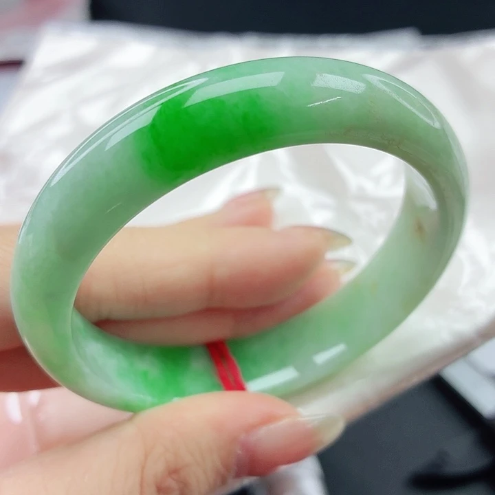 未镶嵌手镯翡翠，318