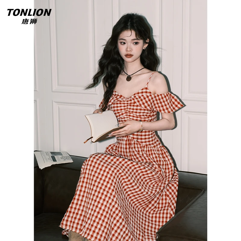 唐狮复古红格子V领吊带连衣裙女法式优雅收腰显瘦垂感气质长裙子