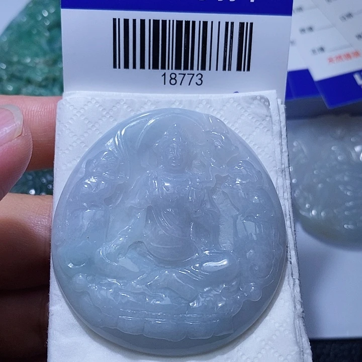 颈饰未镶嵌翡翠天光墟翡翠市场现金代购