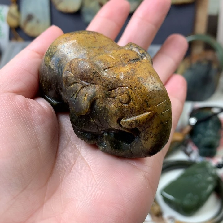 岫岩河磨玉（透闪石质玉）手把未镶嵌