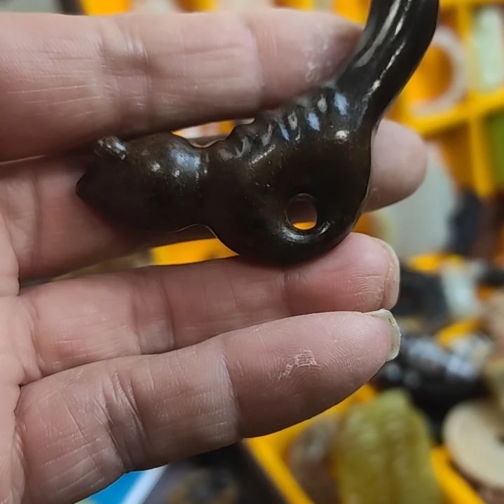 和田玉（糖玉）未镶嵌挂件