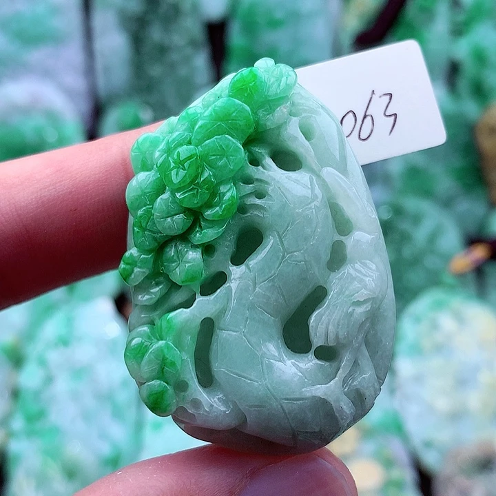 翡翠吊坠(不含链)未镶嵌