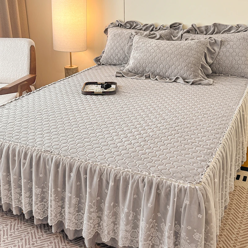 冬季高品质夹棉牛奶绒床裙三件套双面绒加厚宝宝绒床垫防滑抗静电