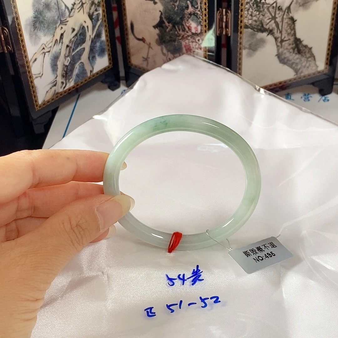 翡翠未镶嵌手镯（贵妃镯）手镯