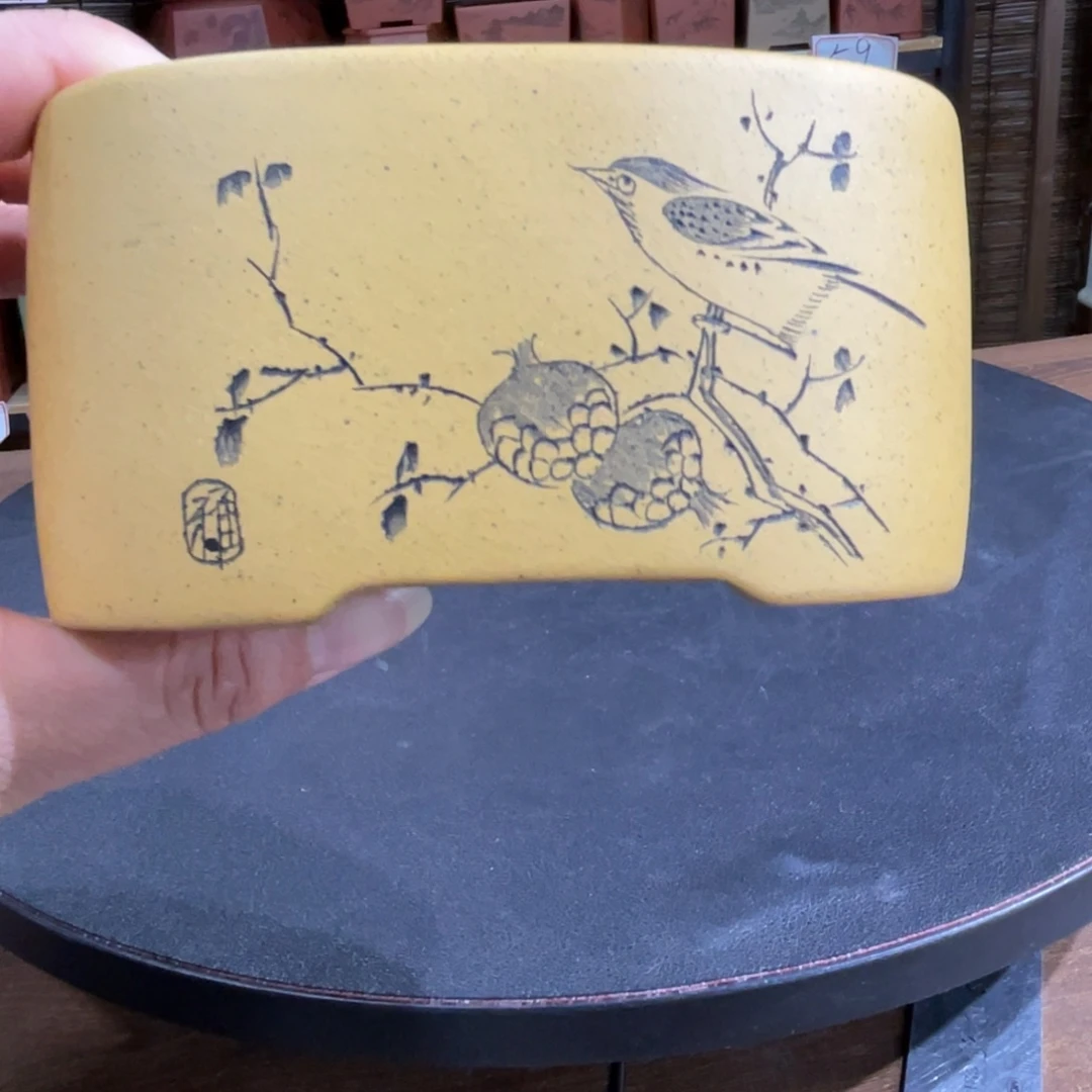 紫砂花盆紫砂花盆在这里