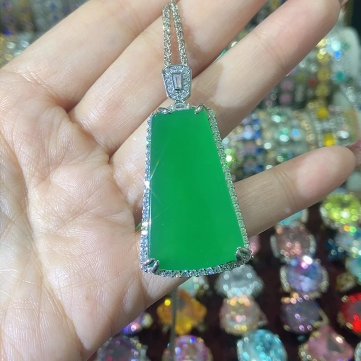 66锆石（处理）吊坠