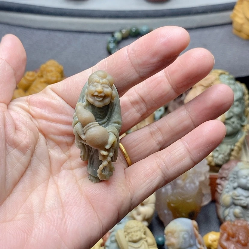【闪购商品】定制石英质玉吊坠未镶嵌